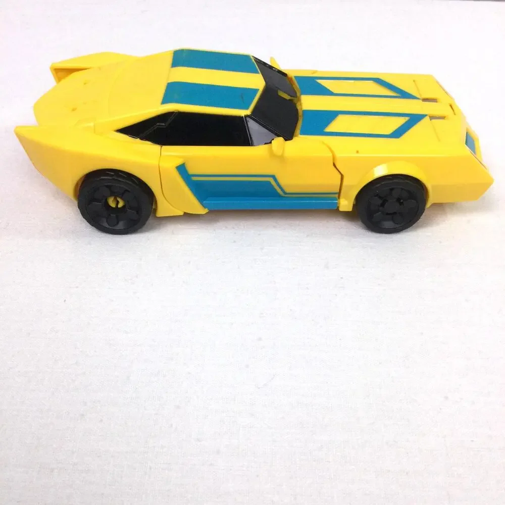 Hasbro bumblebee transformers
